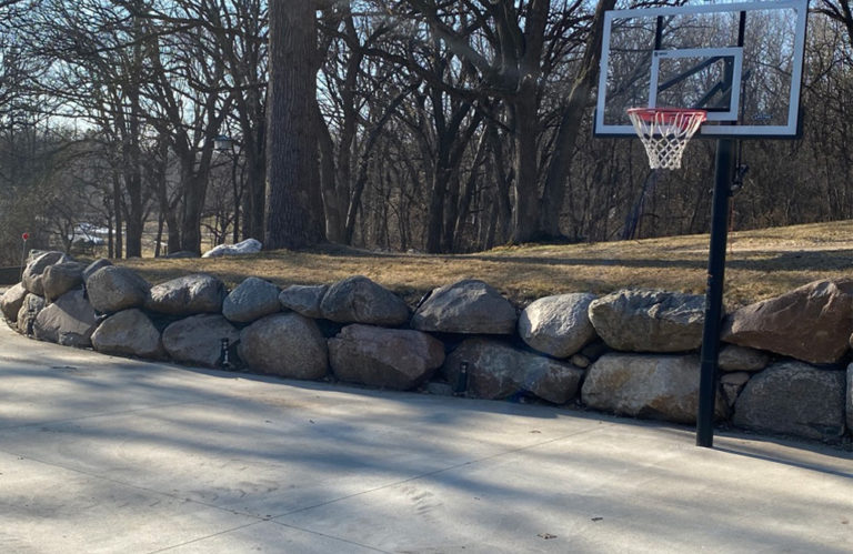 BOULDER RETAINING WALL